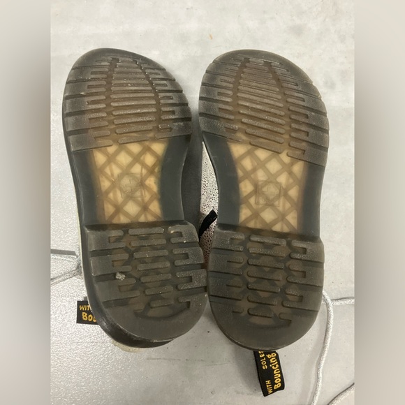 DR. MARTENS Pascal 1460 Iridescent Rainbow Lace Up Unicorn Suede Combat Boots 5 - Picture 8 of 9